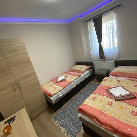 Aba-boebe Vendeghaz Apartment *
